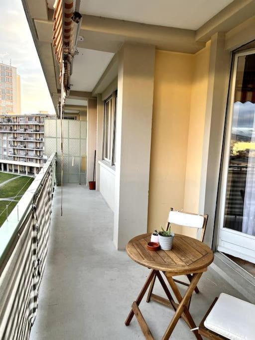 Apartamento Beautiful Park View Next To Un *